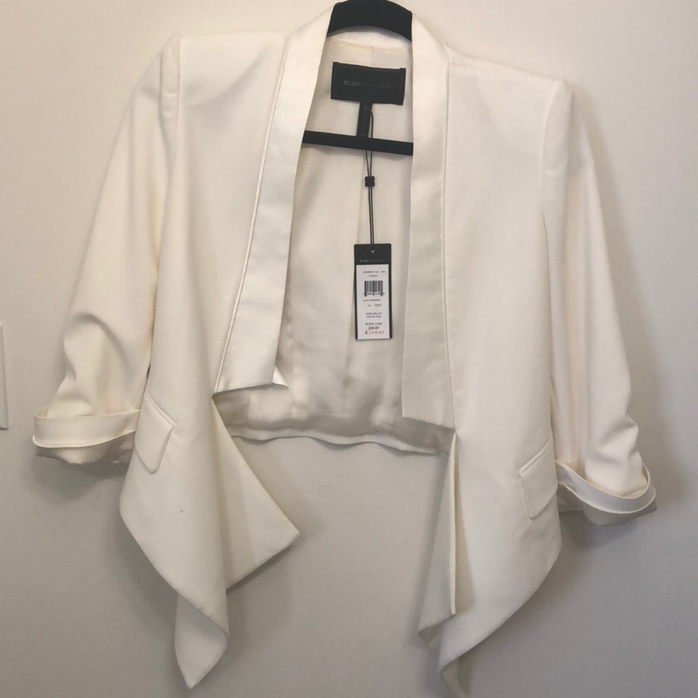 BCBGMAXAZRIA white blazer